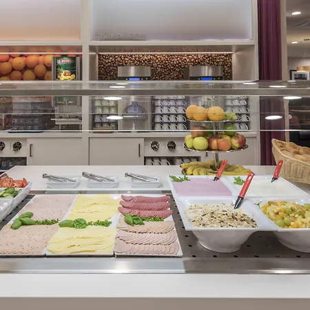 Hotel Hampton By Hilton West Munich