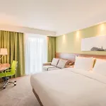 Hampton By Hilton West