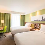 Hampton By Hilton West