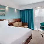 Hampton By Hilton West 3*