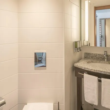 Hampton By Hilton West Hotel München
