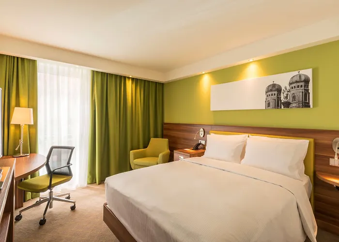 Hotel Hampton By Hilton West München