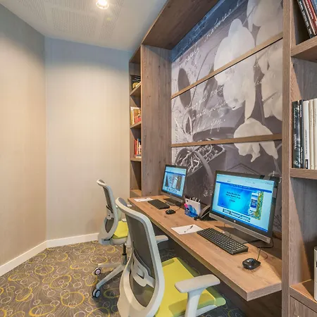 Hampton By Hilton West 3* ميونيخ