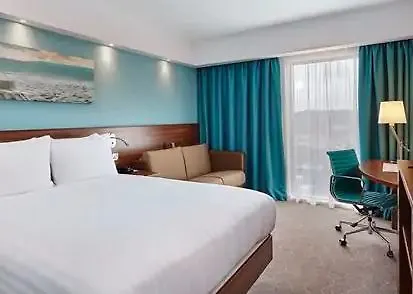 Hampton By Hilton West 3*